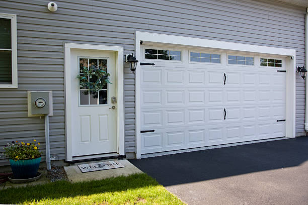24/7 Emergency Garage Door Roller Replacement experts in Norco, LA